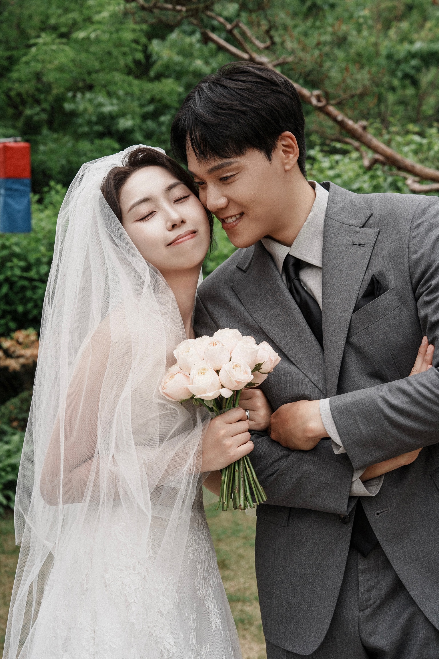 가을 무드의 웨딩 스냅